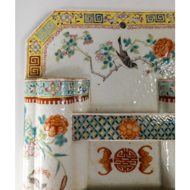 19th Century Chinese Porcelain Famille Rose Wall Plaque Vase for Pens or Brushes For Sale - Image 4 of 15