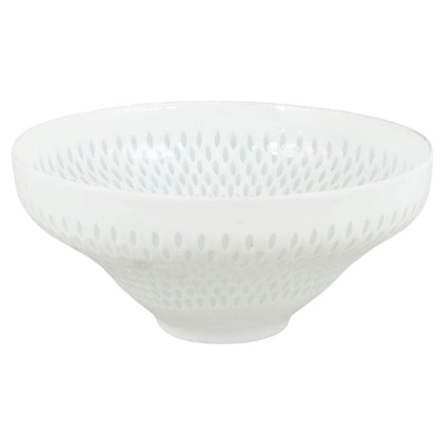 Large Bowl with Rice Porcelain Decoration by Friedl Holzer-Kjellberg for Arabia For Sale - Image 5 of 5