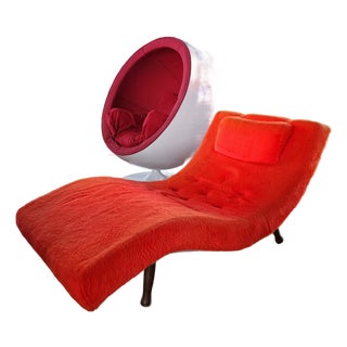 Vintage Mid-Century Modern Wave Chaise Lounge in Orange-Red Plush Upholstery, Adrian Pearsall Style For Sale