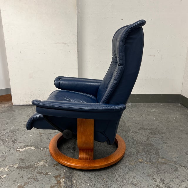 Vintage Ekornes Swivel Stressless Navy Blue Recliner Chairish