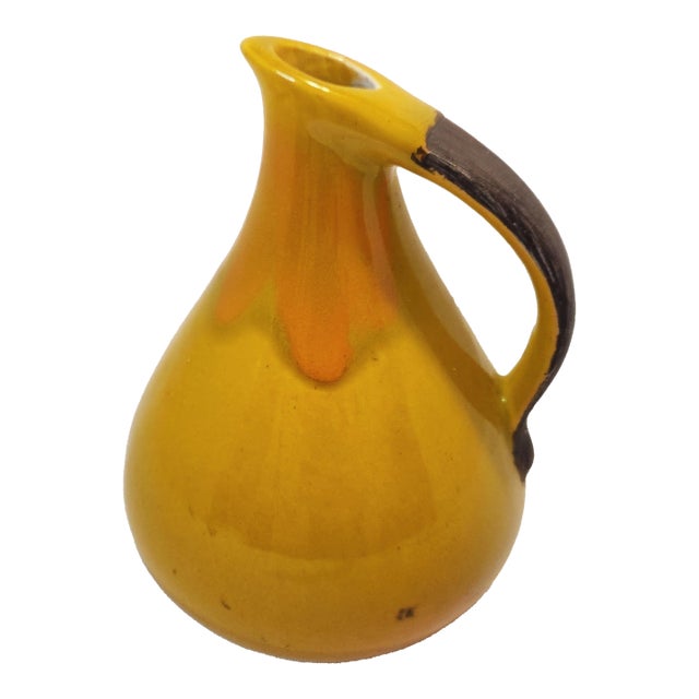 Mid-Century Modern Harvest Gold Drip Glaze Ceramic Handled Pitcher Ewer - 7" For Sale