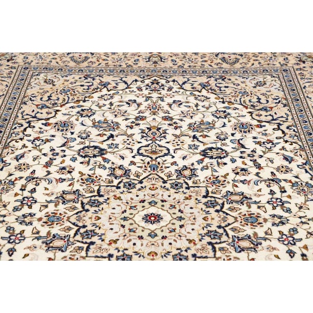 Beige Hand-Knotted Keshan Rug Nain in Wool For Sale - Image 8 of 11