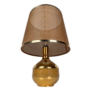 Italian Sculptural Table Lamp in Gilt Metal, Carved Wood and Woven Cane by Milo Baughman, 1970s For Sale