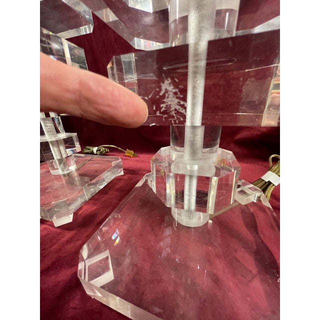 Mid-Century Modern Vintage 1980s Large Acrylic Stacked Lucite Table Lamps - a Pair For Sale - Image 3 of 9