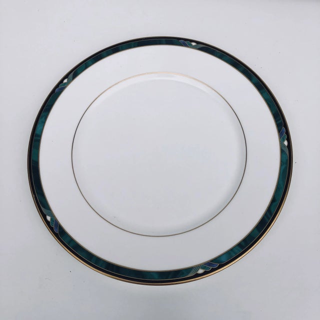 Lenox 2000's Lenox China Kelly Debut Collection Dinner Plate For Sale - Image 4 of 4
