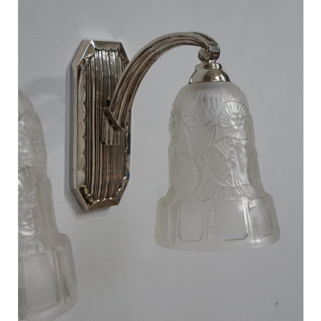 A Pair of French Art Deco Wall Sconces by Hettier Et Vincent 1920s France - 2 Pairs Available For Sale - Image 9 of 13