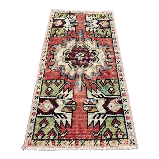Turkish Yastik Rug 1'5" x 2'11" For Sale