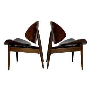 Pair of Mid Century Modern Clam Shell Chairs by Kodawood, C. 1960's For Sale