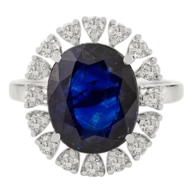 Royal Blue Sapphire Lady Diana Ring Wtih Diamonds in 18k White Gold Size 5.5 For Sale