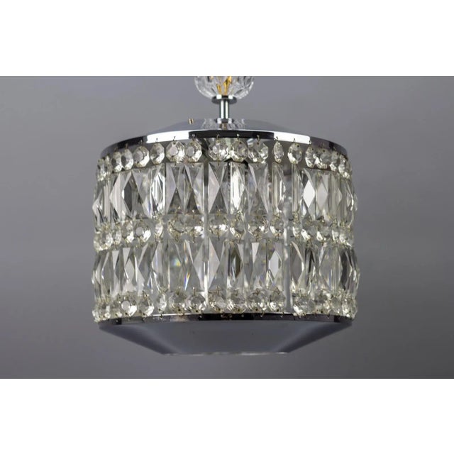 1950s Mid-Century Modern Crystal Glass and Chrome Pendant Lamp For Sale - Image 5 of 18