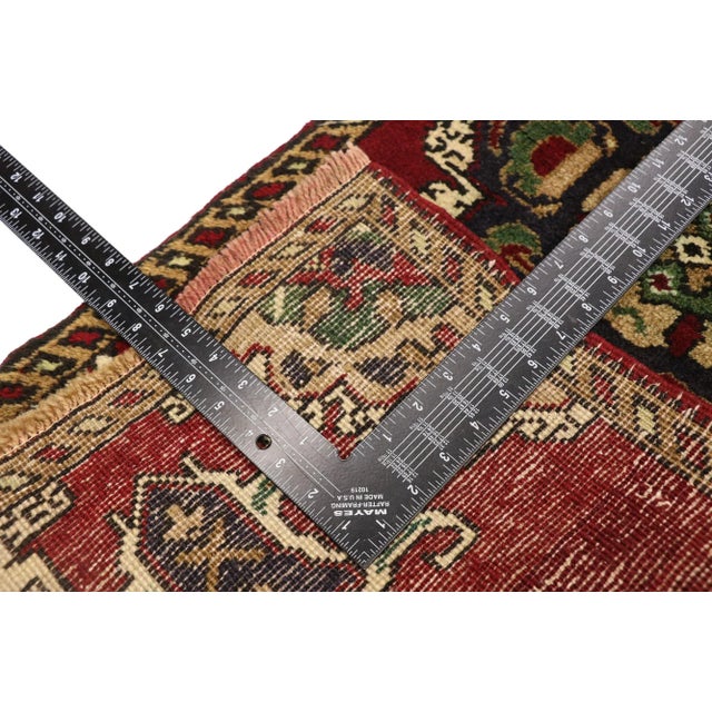 Mid 20th Century Vintage Turkish Yastik Rug - 01'08 X 03'04 For Sale - Image 5 of 8