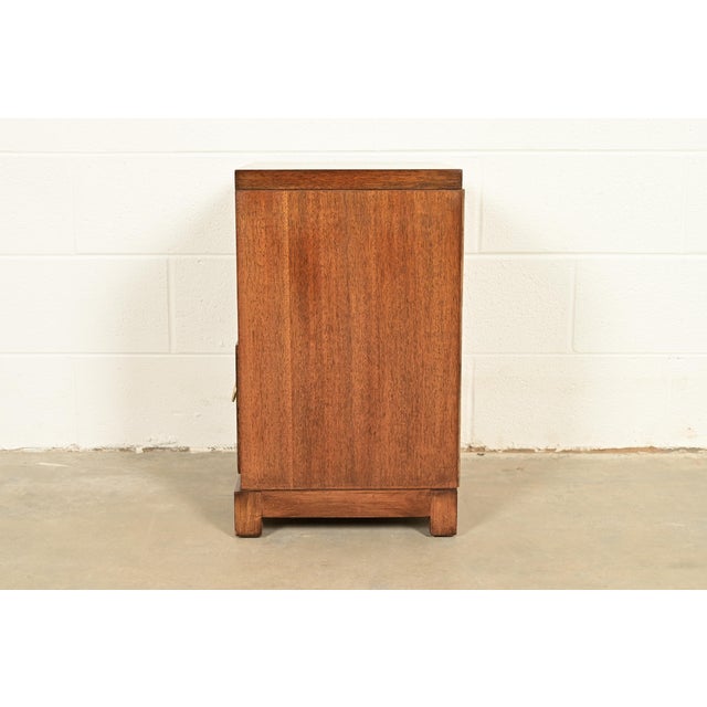 T. H. Robsjohn-Gibbings for Widdicomb Mid-Century Modern Hollywood Regency Mahogany Nightstand, 1950s For Sale - Image 10 of 12