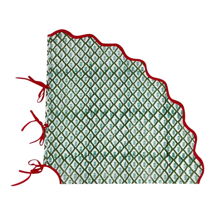 Handmade Scalloped Green Botanical Christmas Tree Skirt with Red Piping