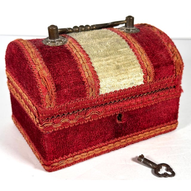 Antique Velvet Jewelry, Trinket or Sewing Box For Sale - Image 15 of 18