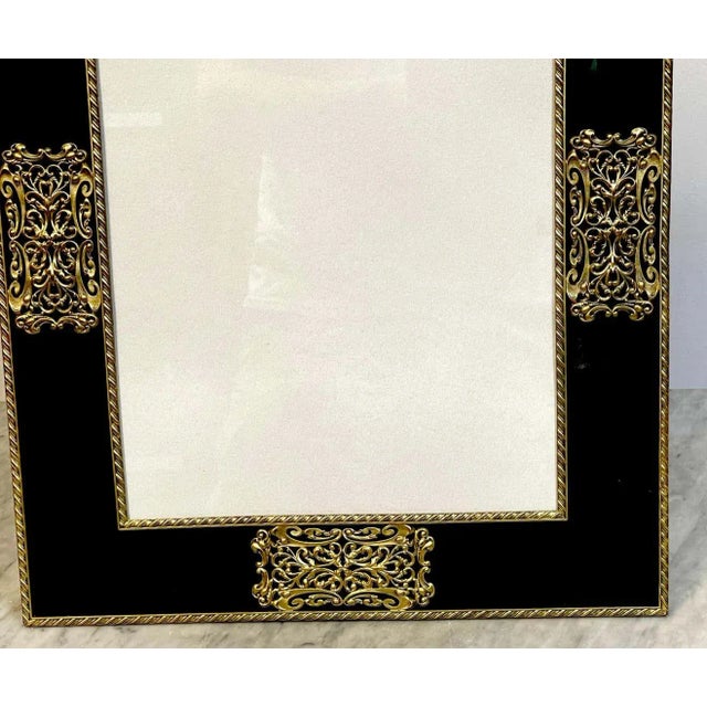 1930s French Art Deco Gilt Bronze & Black Enameled Glass Picture Frame For Sale - Image 4 of 9