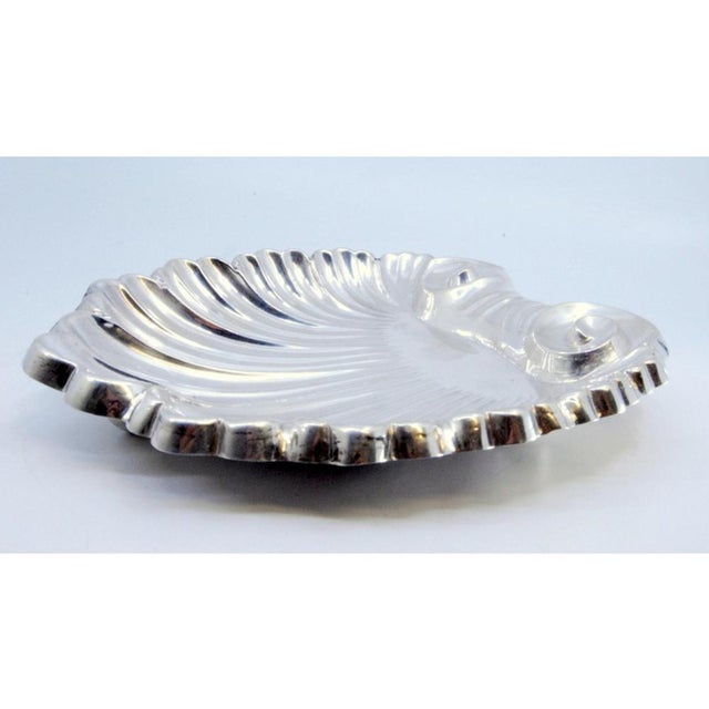 Silver Ticket Booth in the Shape of a Shell For Sale - Image 6 of 7