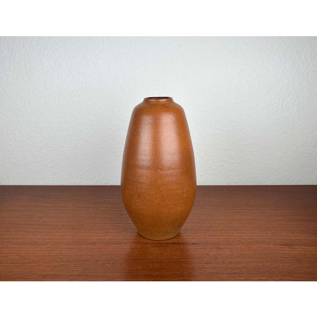 Mid-Century Modern Eastern German Studio Pottery Minimalist Vase from Paul Eydner, Waldenburg, 1960s For Sale - Image 6 of 11