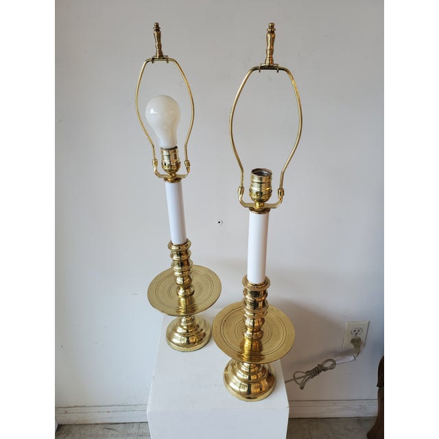 Traditional 20th Century Traditional Brass Lamp For Sale - Image 3 of 9