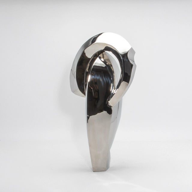 "The Time" by Patrick Coard Paris is an extraordinary fusion of contemporary design and timeless craftsmanship. Its...