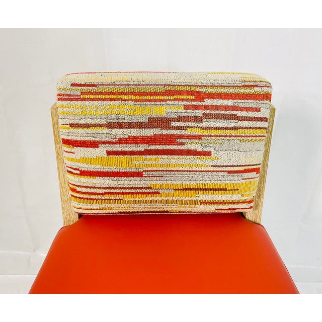 Pair of 1980s Modern American Oak Counter Stools With Leather & Fabric Upholstery For Sale - Image 11 of 16