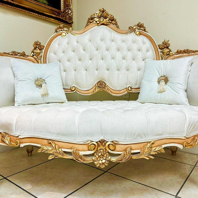 French Rococo Style White Settee Sofa With 2 Pillows For Sale - Image 4 of 6