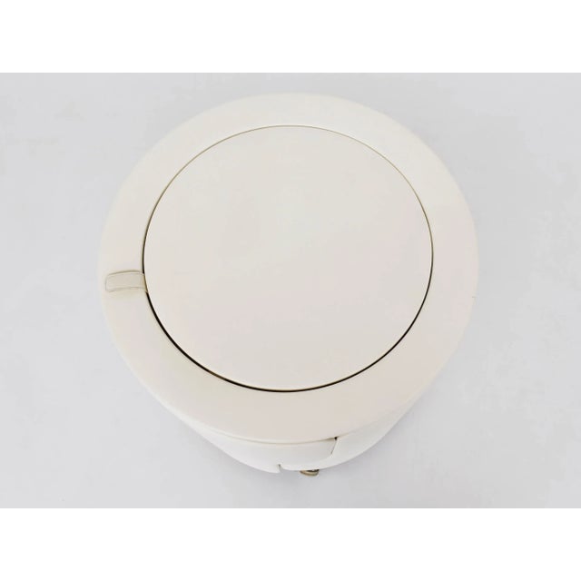 Ivory White Vanity Dressing Table Mod. Dilly Dally by Luigi Massoni for Poltrona Frau, Italy, 1968, Set of 2 For Sale - Image 8 of 9