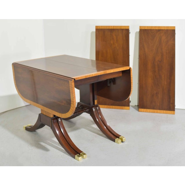 Vintage Hepplewhite Style Banded Dining Table With Extensions For Sale - Image 4 of 12