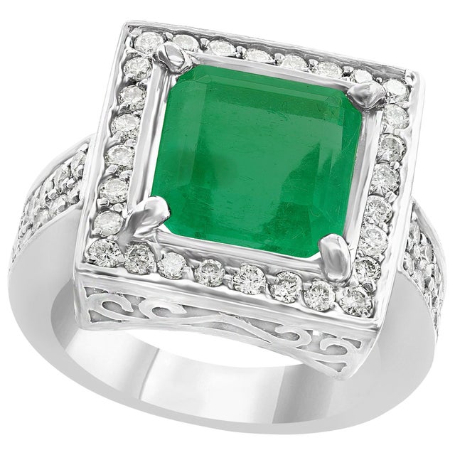 4 Carat Emerald Cut Colombian Emerald and Diamond Ring 14 Karat Gold Estate For Sale - Image 15 of 18