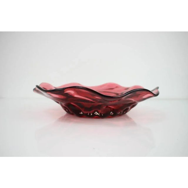 Czech Art Glass Bowl attributed to Josef Hospodka for Chribska Glassworks, 1960s For Sale - Image 6 of 8