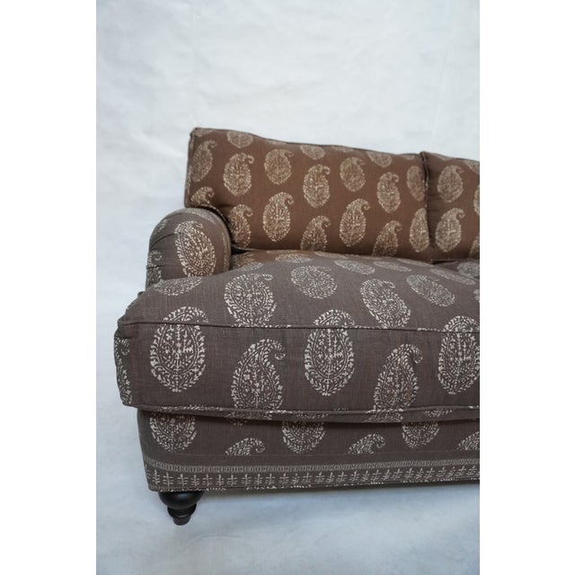 Cambridge Loveseat Sofa in a Paisley Linen For Sale In Los Angeles - Image 6 of 13