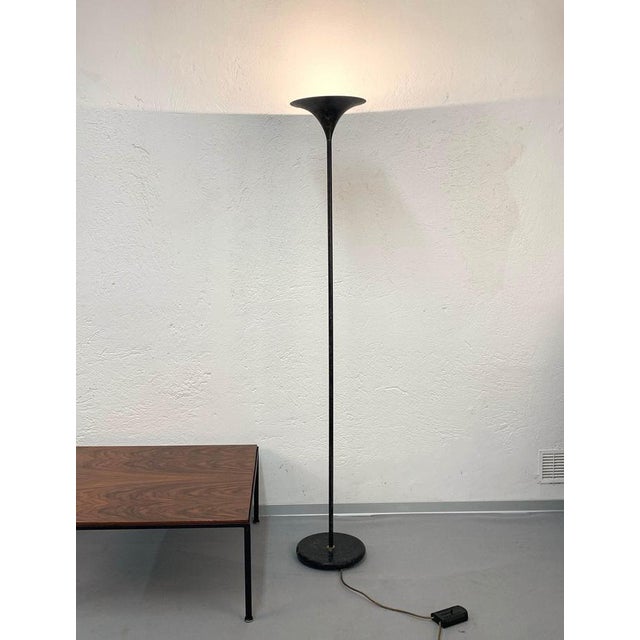 1970s Mid-Century Italian Black Aluminum Tulip Floor Lamp with Gold Finishes, 1970s For Sale - Image 5 of 14