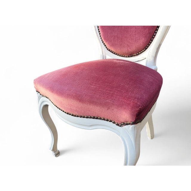 Antique French Louis XVI Style Château Chairs in Pink Velvet, 1890s, Set of 4 For Sale - Image 13 of 18