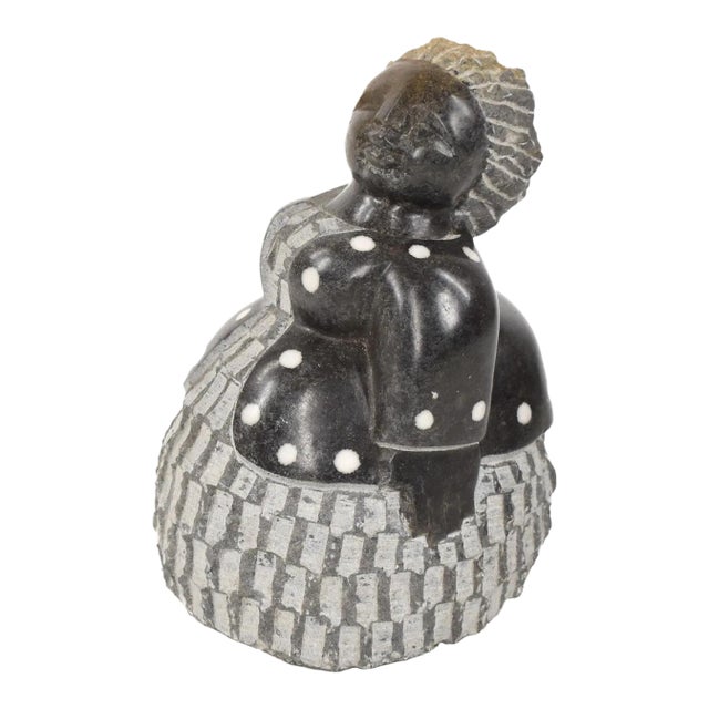 Early 20th Century Shona Stone Woman Sculpture In The Style of Colleen For Sale