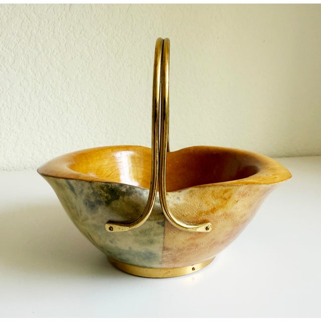 Aldo Tura for Macabo Cusano Goat Leather, Wood, & Brass Handled Bowl, Italy 1960s For Sale - Image 12 of 13
