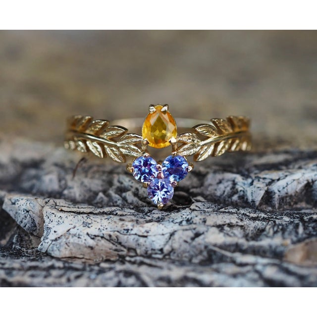 Olive Leaves 14k Gold Ring Size 5 (All Sizes Available) For Sale - Image 4 of 10