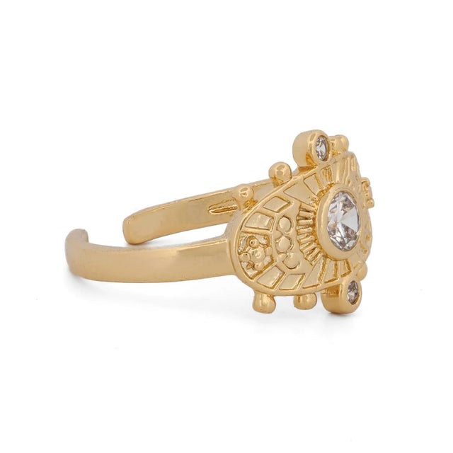Gold Goddess Cleopatra Gold & Diamond Ring, Size 4 For Sale - Image 8 of 9