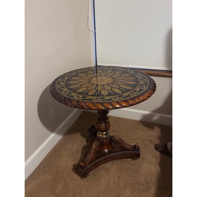 1990s 1980s Maitland-Smith Verre Églomisé Pedestal Table With Brass Lotus Feet For Sale - Image 5 of 8