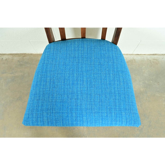 Wood Broyhill Brasilia Mid-Century Modern Sculpted Walnut Side Chairs or Dining Chairs, Pair For Sale - Image 7 of 11