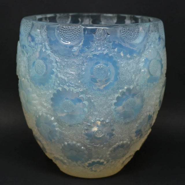 Rene Lalique Opalescent Glass 'Paquerettes' Daisies Vase For Sale - Image 13 of 13