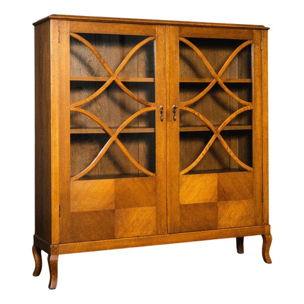 Early 20th Century Art Nouveau Bookcase For Sale