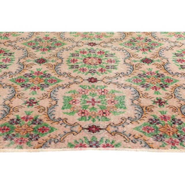 Vintage Turkish Sivas Rug - 05'00 x 06'07 For Sale - Image 4 of 9