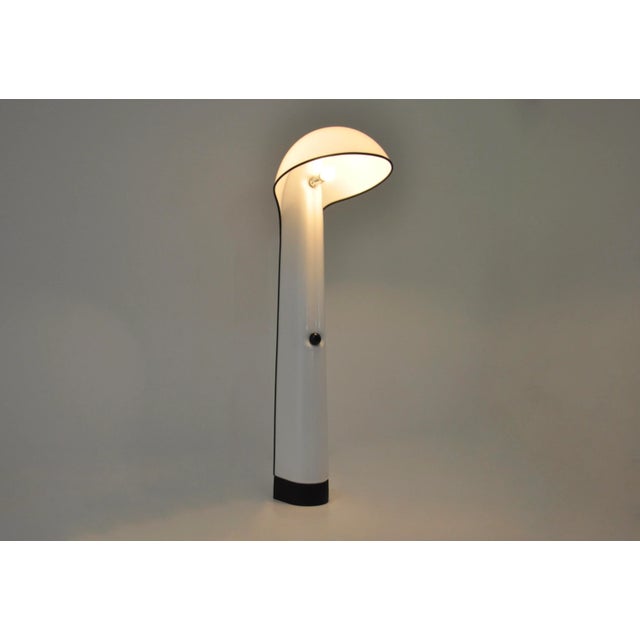 Plastic and metal floor lamp designed by Sergio Brazzoli & Ermanno Lampa for Harvey Guzzini. Model: Alba. Stamped Harvey...