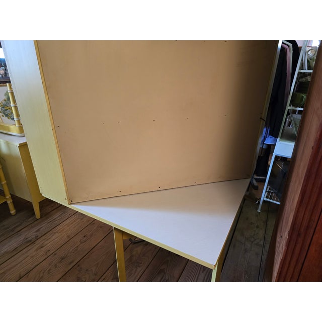 1970s Thomasville Allegro Mid-Century Modern Faux Bamboo Corner Desk Set With Chair For Sale - Image 5 of 17