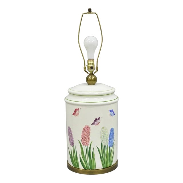 Late 20th Century Paul Hanson French Country Porcelain Jardiniere Butterfly & Flower Table Lamp For Sale