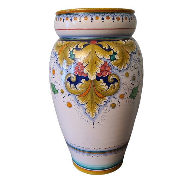 Vintage Monumental Size Gialletti Giulio -Deruta Hand Painted Italian Faience Floor Vase For Sale - Image 12 of 12