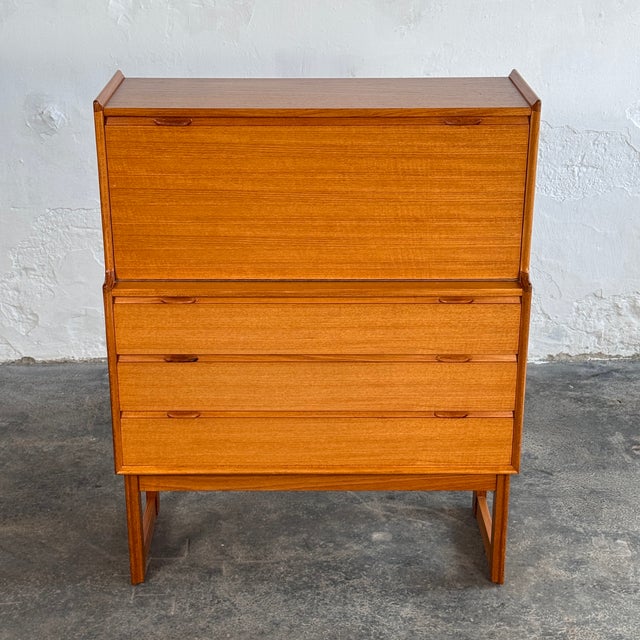 Wood Teak Secretary from Turnidge of London, 1960s For Sale - Image 7 of 14
