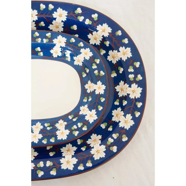 English Pair of 19th Century Oval Wedgwood Pearlware Platters For Sale - Image 3 of 7