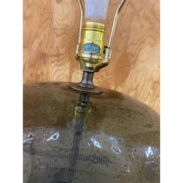 Mid-Century Modern Beautiful Blown Glass Oblong Tyndale Mid Century Modern Glass Lamp With a Million Tiny Bubbles With Shade For Sale - Image 3 of 12