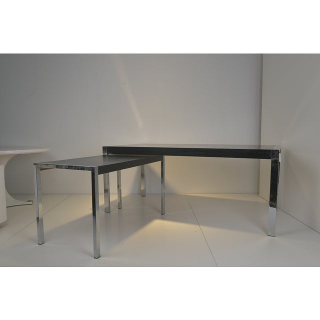 These tables, which can be freely positioned at an angle, were produced in italy and are of the highest quality, featuring...