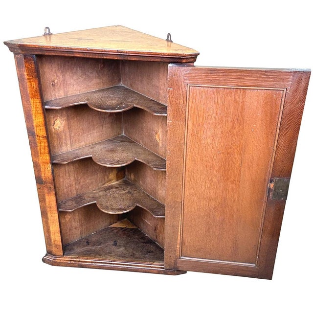 Early 18th Century Walnut Corner Cupboard, 1710 For Sale - Image 4 of 9